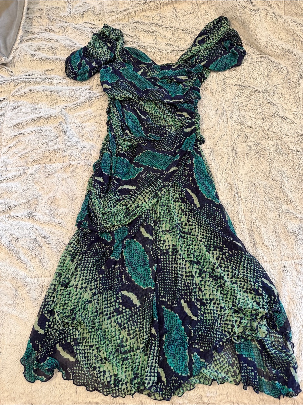 Diane Von Furstenberg Green and Teal Printed Dress - Picture 2 of 3